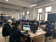 美国免费的网页空间?问:主机屋免费空间答:主机屋垃圾的一批